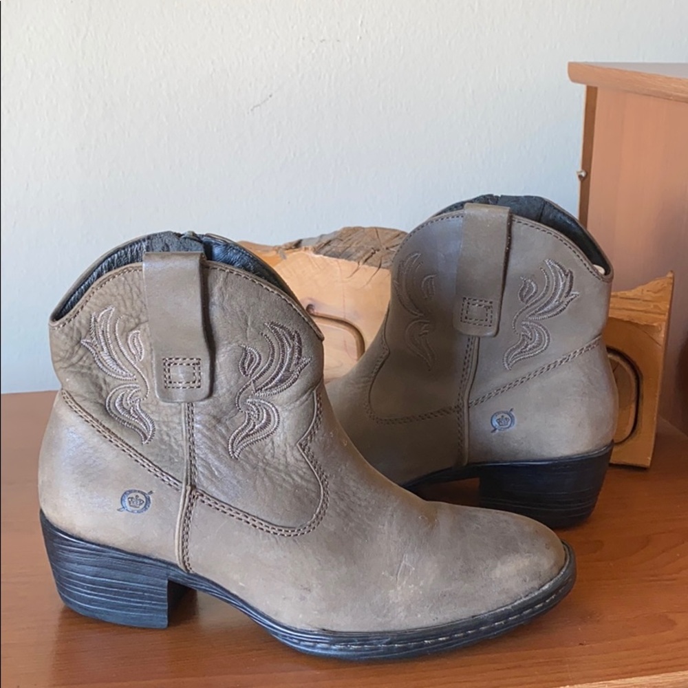 Born Riven Cowboy Boot - Picture 1 of 7